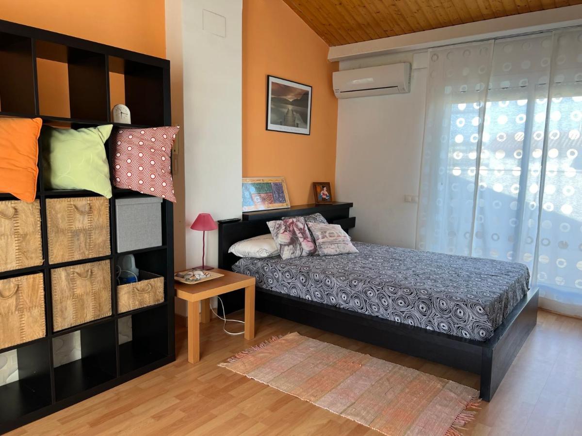 קובייס Cozy Beach House With Pool & Bbq מראה חיצוני תמונה