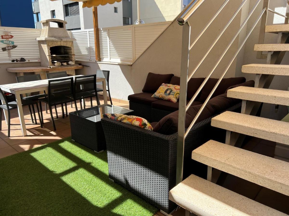 קובייס Cozy Beach House With Pool & Bbq מראה חיצוני תמונה